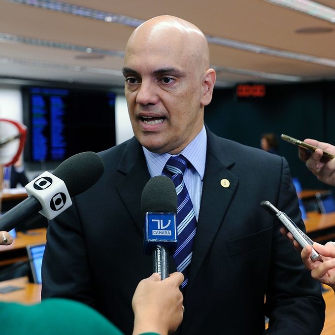 Ministro do Supremo Tribunal Federal, Alexandre de Moraes; e o ministro da Justiça, Osmar Serraglio concede entrevista