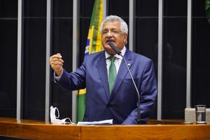 Aprovação da lei dos jogos pode abrir 292 bicheiros e 33 cassinos no Brasil  - NSC Total