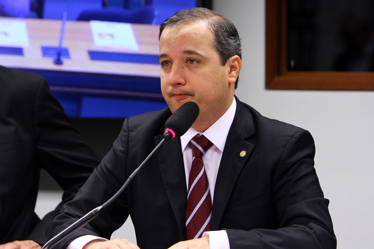 Audiência pública para debater o Decreto nº 8.967, de 23 de janeiro de 2017, da Presidência da República. Presidente da Cindra, dep. Valadares Filho (PSB-SE)