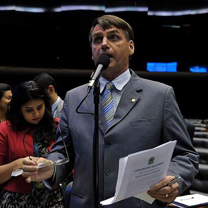Sessão conjunta da Câmara dos Deputados e do Senado (Congresso Nacional) para apreciação e votação dos vetos da presidente Dilma Rousseff a projetos de lei e medidas provisórias. Dep. Jair Bolsonaro (PP-RJ)