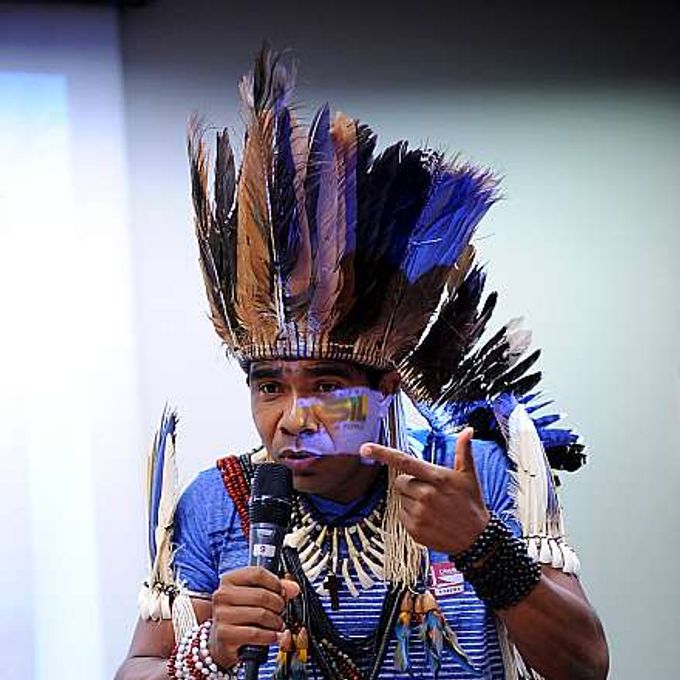 Audiência pública em conjunto com a Comissão de Direitos Humanos e Legislação Participativa do Senado para discutir os conflitos no campo e demarcações de terras indígenas. Cacíque Babau Tupinambá