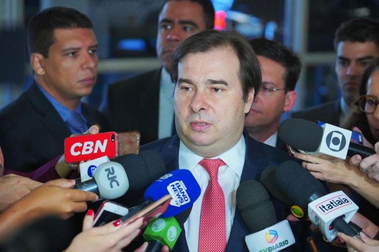Presidente da Câmara, dep. Rodrigo Maia (DEM-RJ) concede entrevista