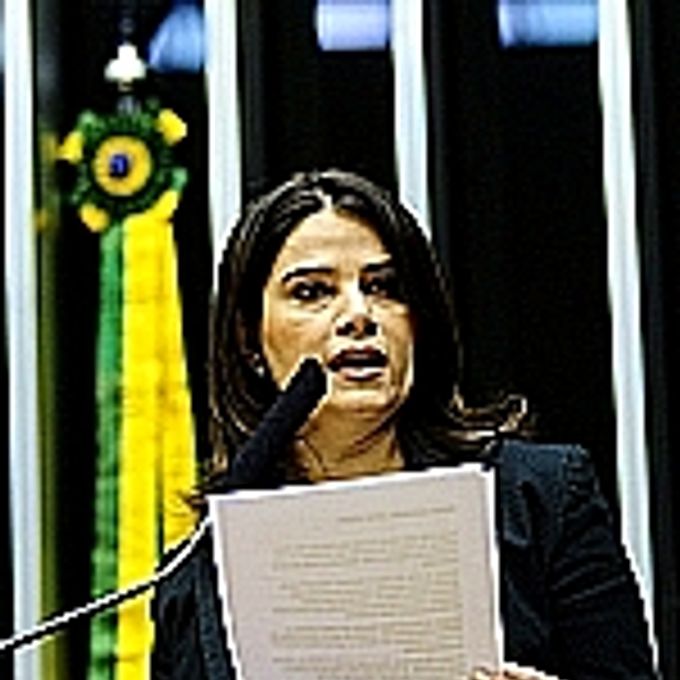 Aline Corrêa