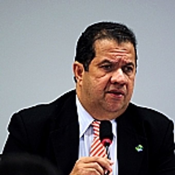 Ministro do Trabalho e Emprego, Carlos Lupi
