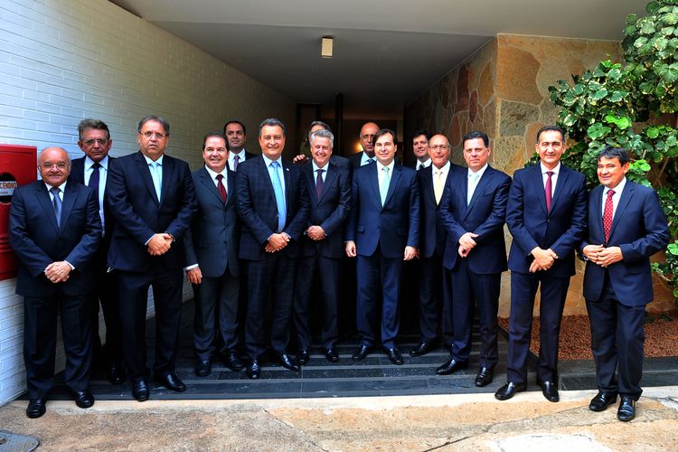 Presidente da Câmara, Dep. Rodrigo Maia se encontra com governadores.