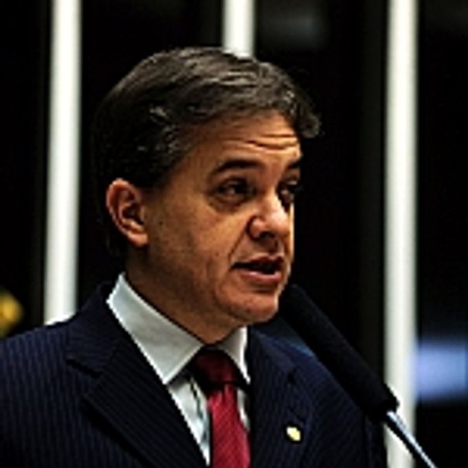 Carlinhos Almeida