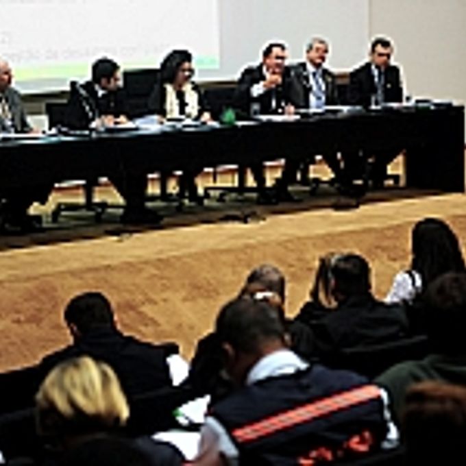 Seminário. Tema: Proteção Civil – Perspectivas para o Brasil