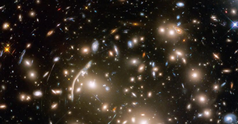 Astronomia e Astrofísica muito além das galáxias