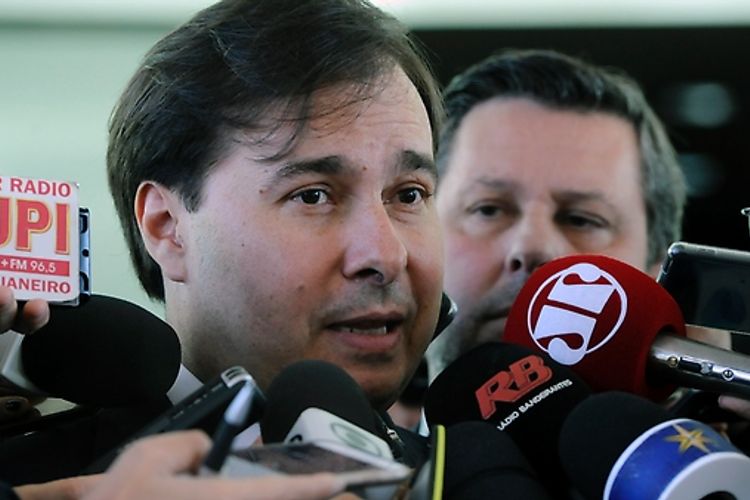 Presidente da Câmara dep. Rodrigo Maia (DEM-RJ) concede entrevista