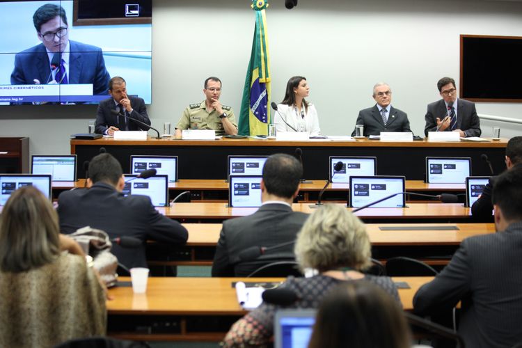 Seminário sobre Segurança Cibernética para as Olimpíadas Rio 2016