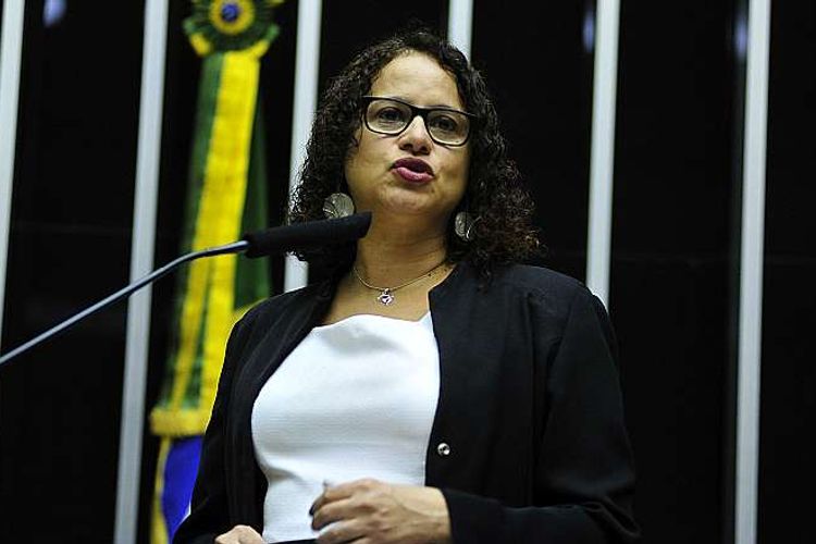 Homenagem aos 120 Anos da Escola de Engenharia da Universidade Federal de Pernambuco (UFPE). Dep. Luciana Santos (PCdoB-PE)