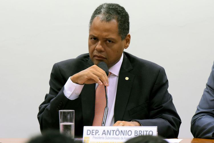 Subcomissão Permanente de Assistência Social. Dep. Antonio Brito (PSD - BA)