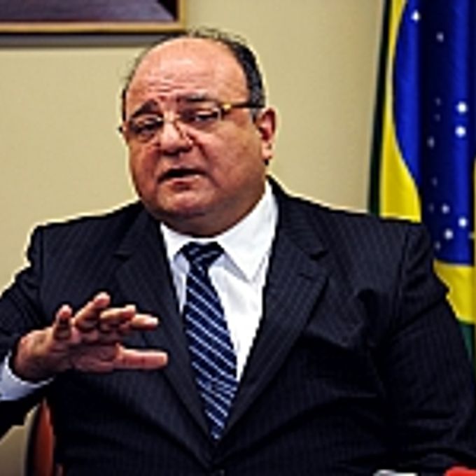 Coletiva concedida pelo líder do governo Cândido Vaccarezza (PT-SP)