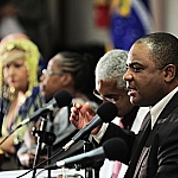 Audiência Pública Tema: Entraves e soluções para as questões étnico-raciais no Brasil - Edson França (presidente da União de Negros pela Igualdade - UNEGRO/DF)