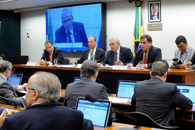 Reunião ordinária reservada, com a presença do Procurador da República, Frederico de Carvalho